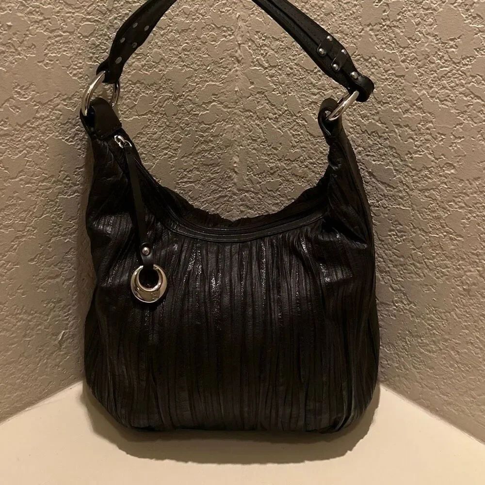Donald J Pliner Pleated Leather Hobo Shoulder Bag Black Leather Y2K Stud Strap